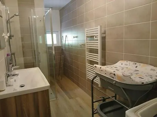 Gite Du Vieux Tonneau Cerdon  0*, Cerdon (Ain) Frankrike